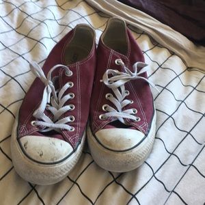 Maroon converse